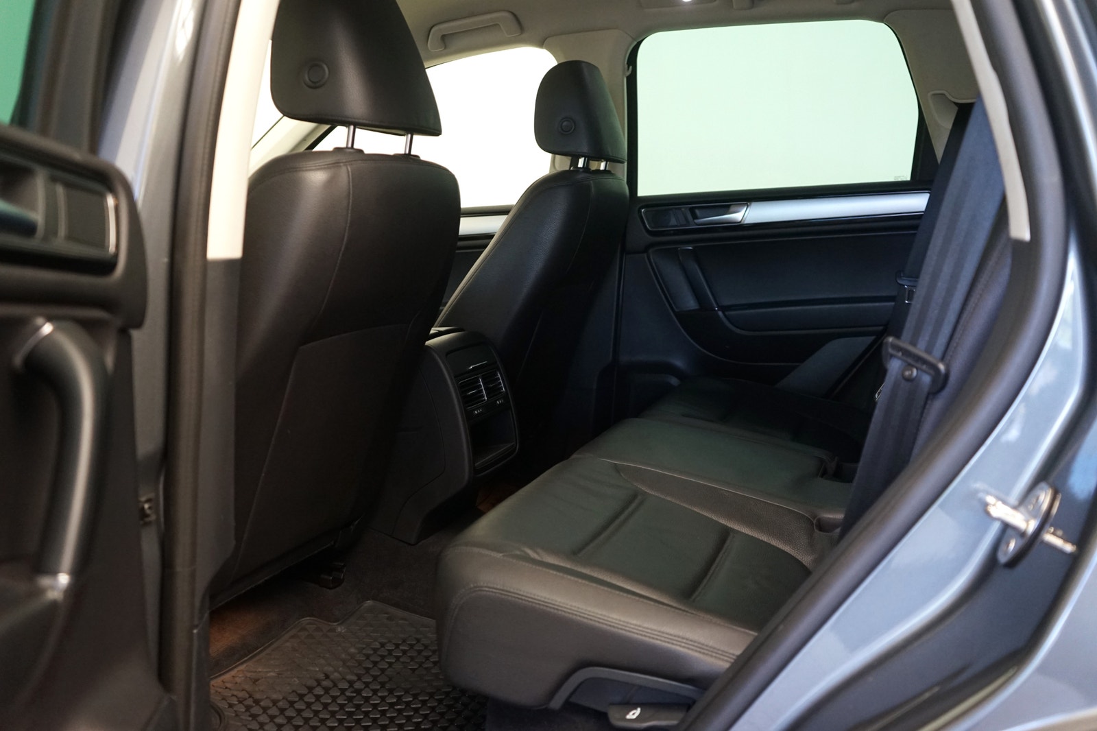 Volkswagen Touareg 3.0 V6 TDI BMT 4Motion Automat Värmare Dragkrok 204hk 2018 - miniatyr 12