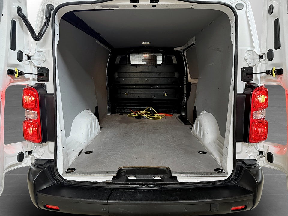 Bild på Peugeot e-Expert PRO 75 kWh 136hk Aut L3 BACKSENSORER
