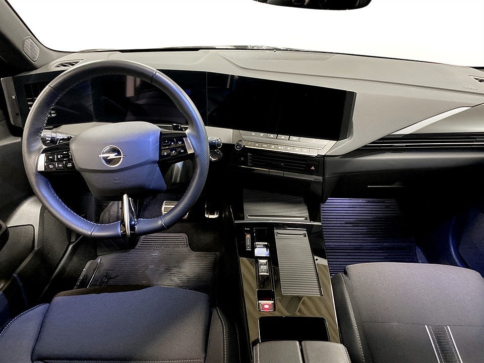 Bild på Opel Astra ST GS 1.2 PT 130hk Aut - B-KAMERA, CARPLAY