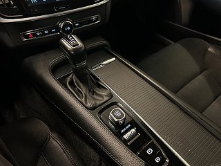 Volvo V90 Cross Country D4 AWD  D-värm/Drag/MoK-värm/SoV