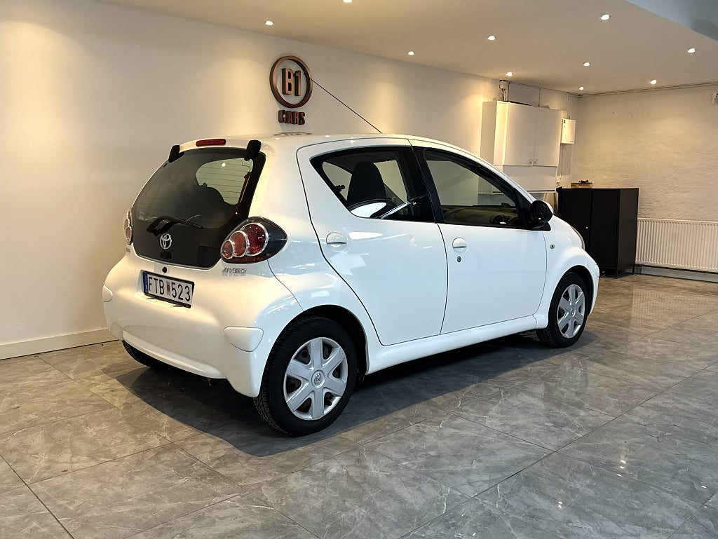Toyota Aygo 5-dörrar 1.0 VVT-i MultiMode 68HK LÅGMIL AC AUTOMAT