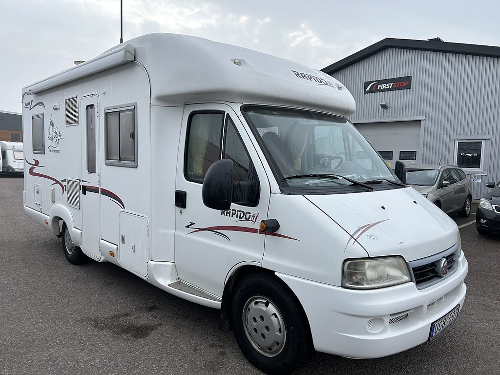 Rapido 7087F Franskbädd