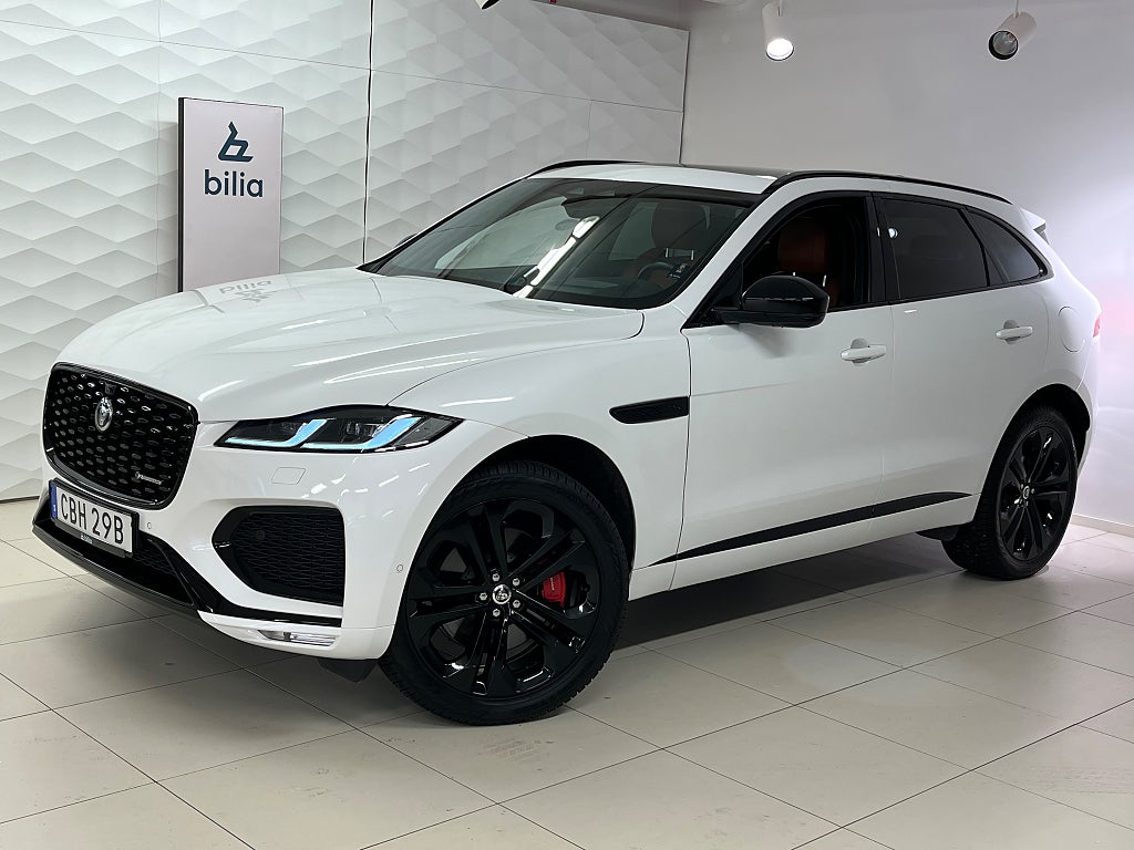 Jaguar F-Pace P400e HSE / Panoramatak / Black Pack / Moms!