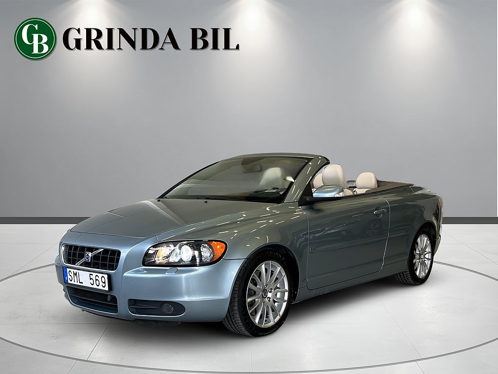 Volvo C70 T5 220HK SUMMUM SVENSKSÅLD EN ÄGARE PARKERINGSSEN.BAK
