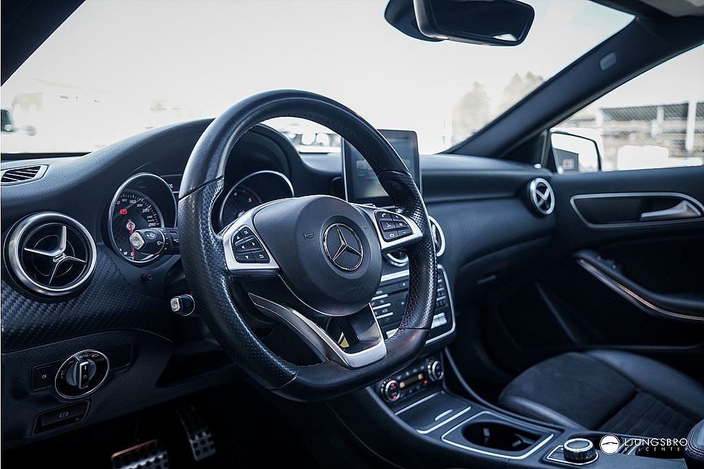 Mercedes-Benz A 200 d AMG 136hk