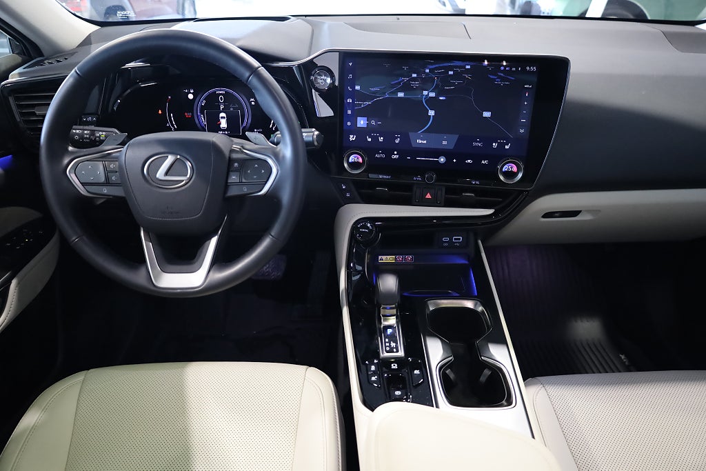 Lexus NX 350h AWD E-CVT Luxury Pano 360°Kamera Navi Head Up 2024