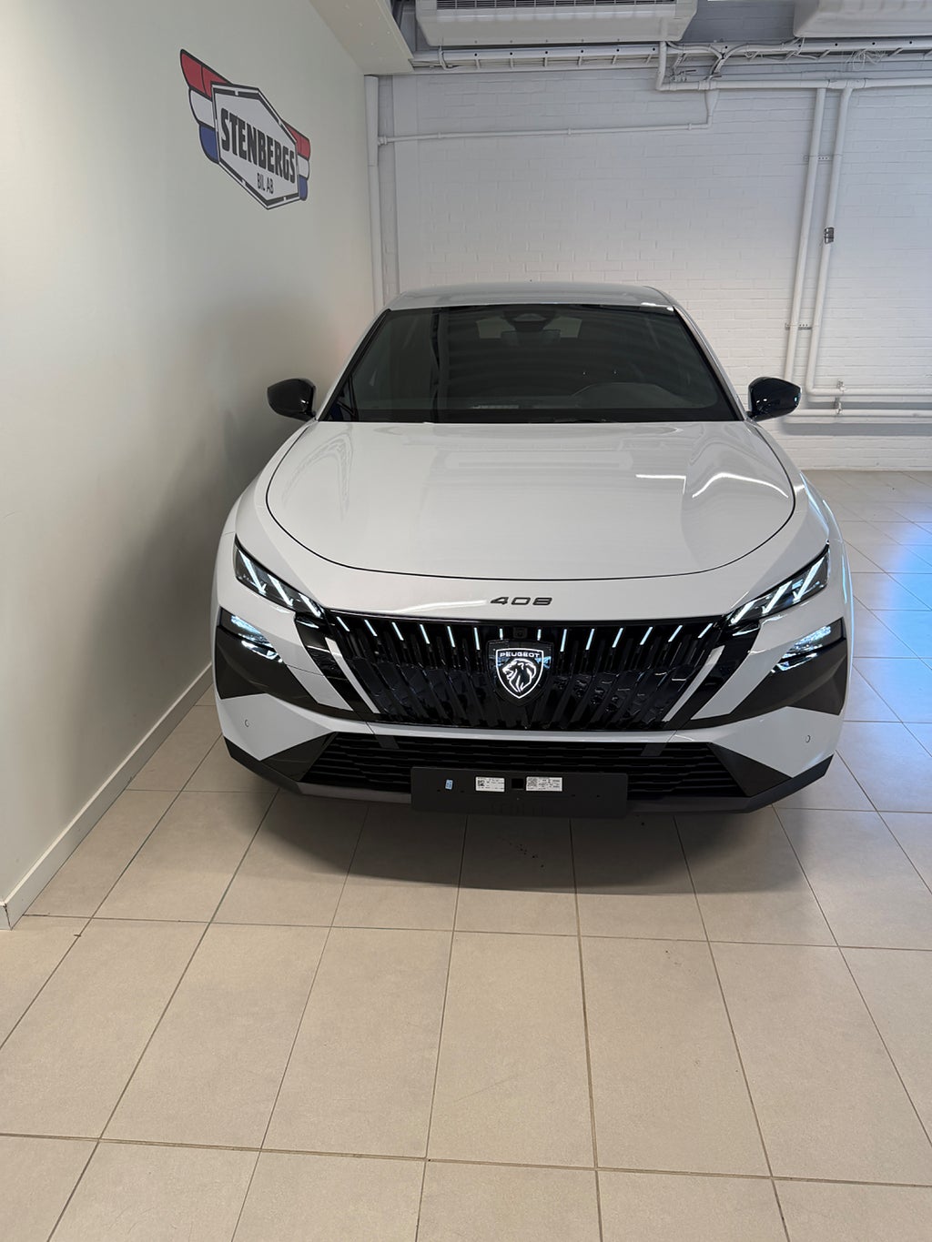 Peugeot 408 Hybrid 145 1.2 PureTech 145 e-DSC Euro 6 thumbnail