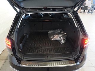 Kombi Volkswagen Passat 24 av 25
