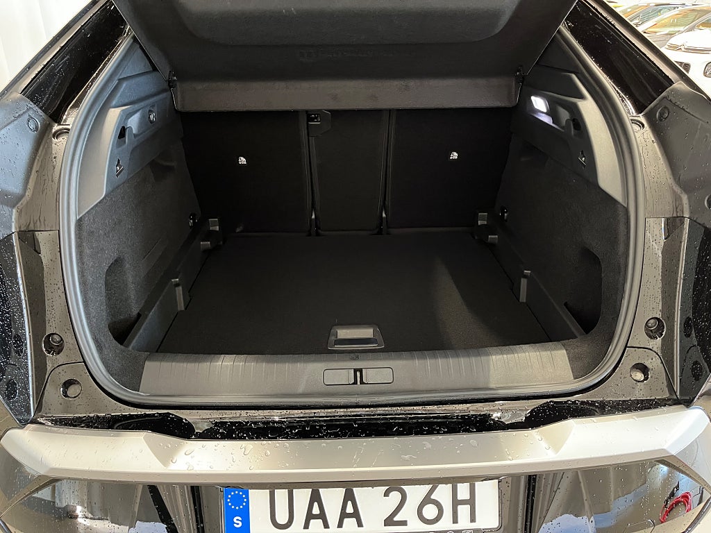 Peugeot E-3008  GT Edition  thumbnail