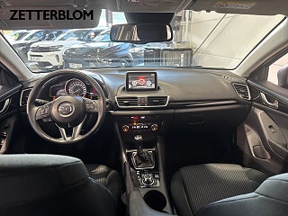 Halvkombi Mazda 3 10 av 15