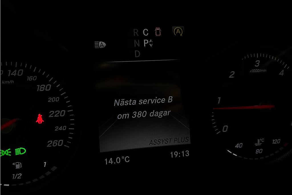 Mercedes-Benz V 250d 3.1t 7-sits Drag, Läder, Navi, Kamera