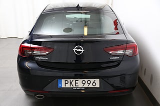 Halvkombi Opel Insignia 7 av 29