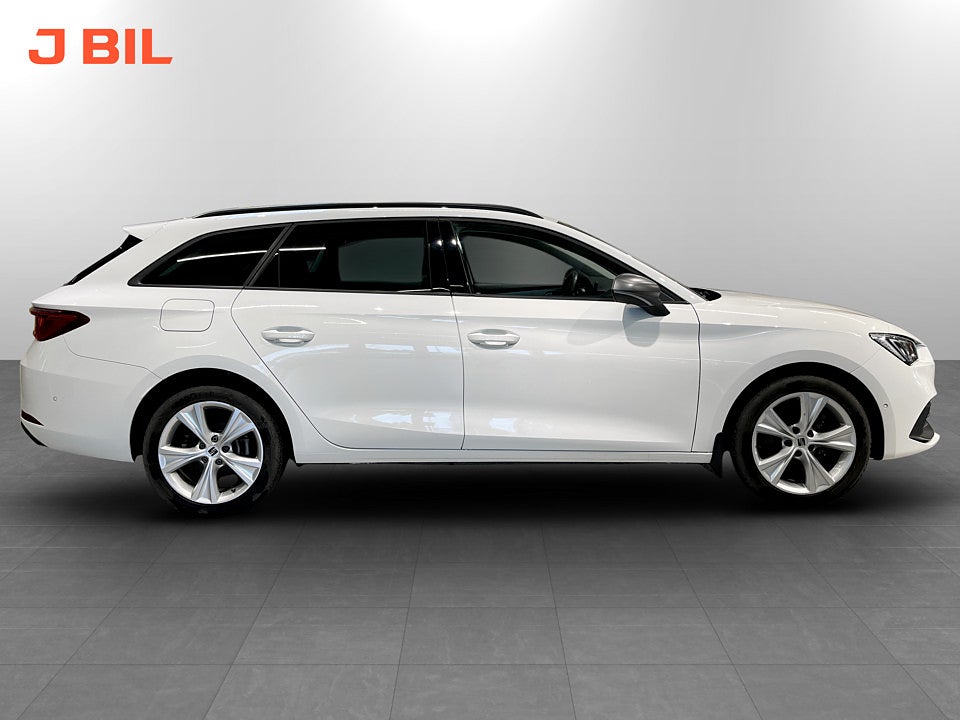 Bild på Seat Leon ST FR e-Hybrid PHEV 204hk Aut B-KAMERA CARPLAY