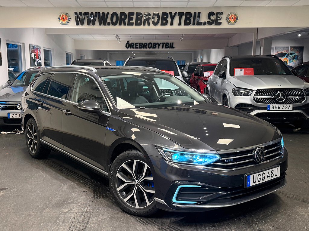 Volkswagen Passat Sportscombi GTE 1.4 TSI GTE Drag Gps Värmare