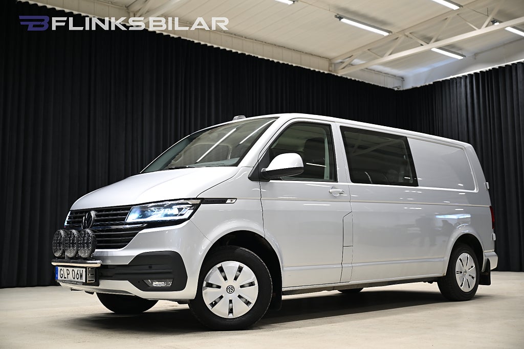 Volkswagen Transporter 4Motion 150HK Kombi|Dubbelhytt|LED|Drag|Värmare|Leasbar