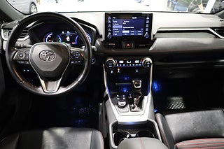 SUV Toyota RAV4 11 av 22