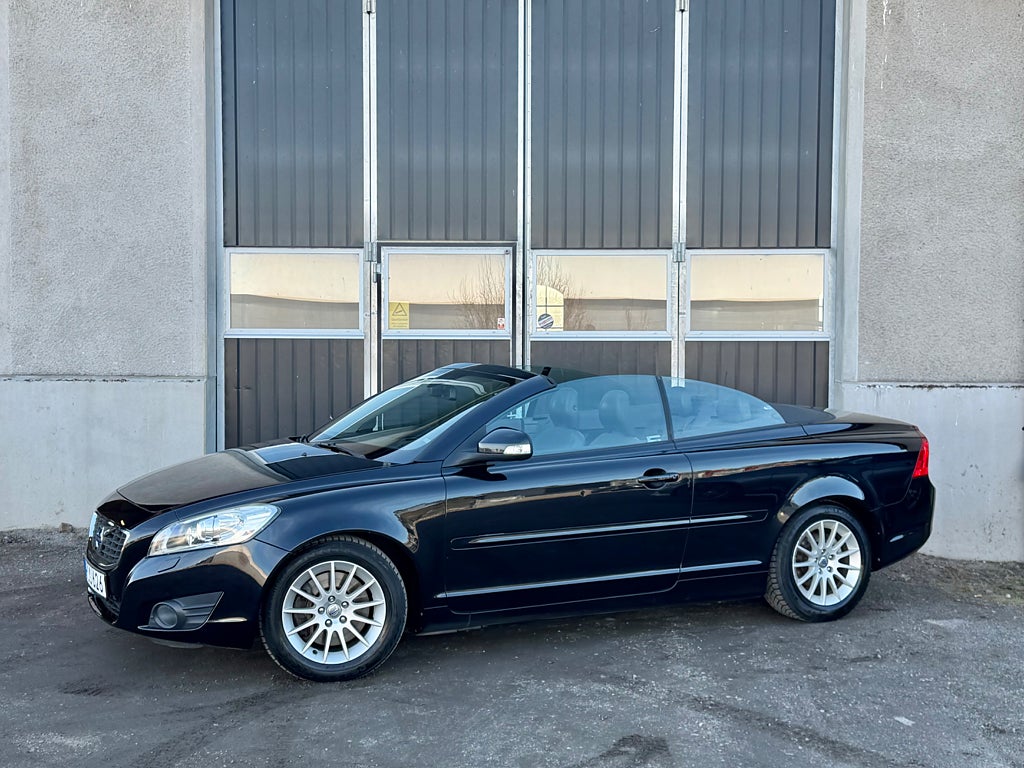 Volvo C70 D5 180HK Cab momentum Automat D-värmare 