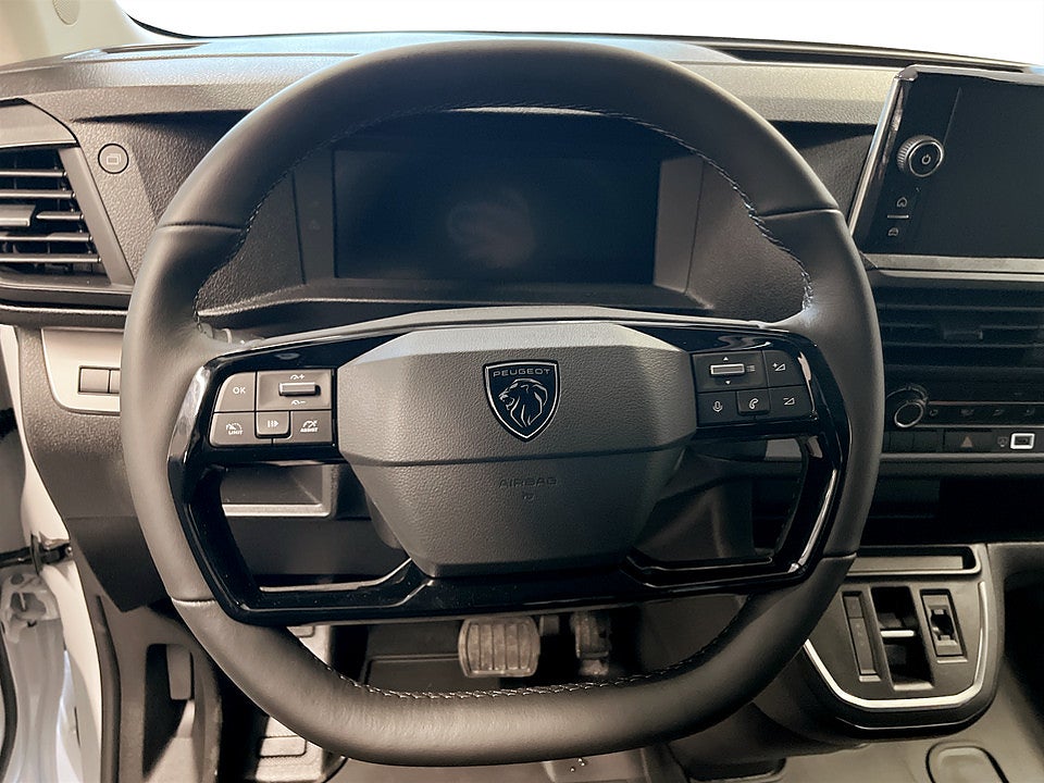 Bild på Peugeot Expert 145hk Aut L3 - EDITION! SERVICE & VINTERHJUL INGÅR!