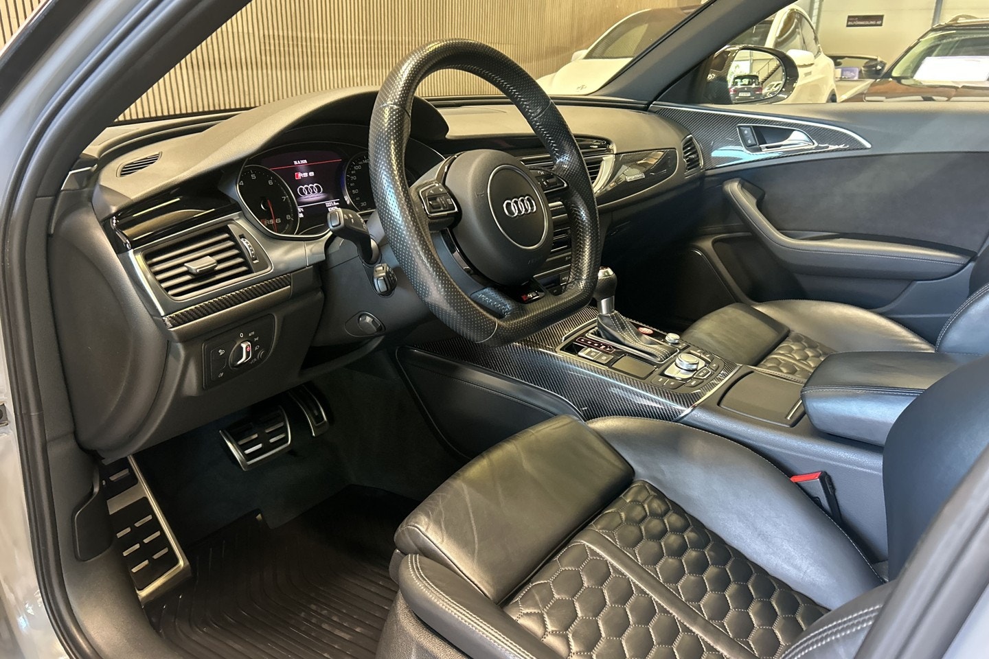 Audi RS6 RS 6 Avant Performance 4.0 V8 TFSI Quattro 2018 - miniatyr 8