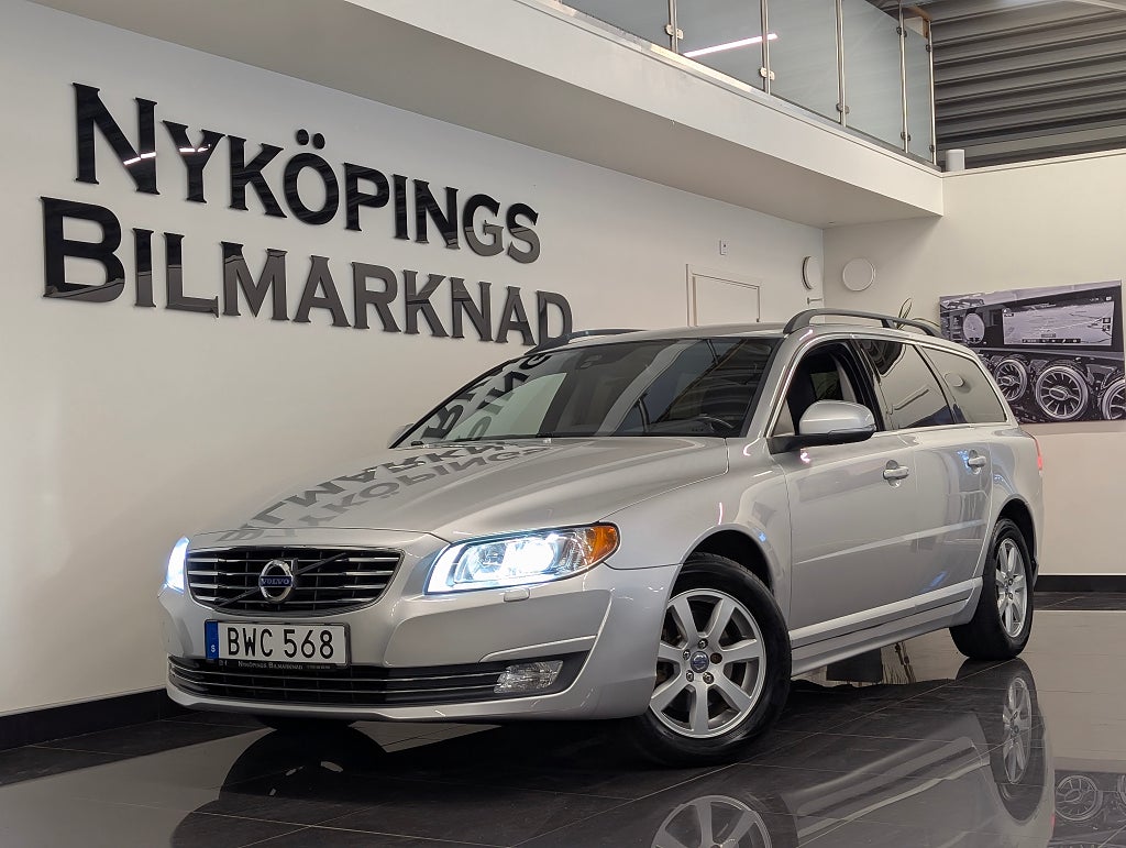 Volvo V70 D4 Momentum Business Edition Drag Halvskinn