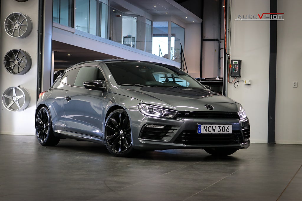 Volkswagen Scirocco R 2.0 TSI DSG 280hk R KAMERA NAVIGATION KOLFIBER S&V