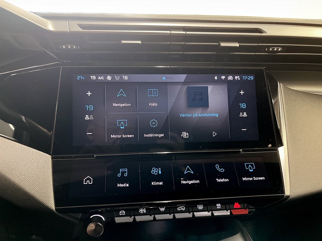 Bild på Peugeot 408 GT 1.2 PT 130hk Aut - B-KAMERA, ELSTOL