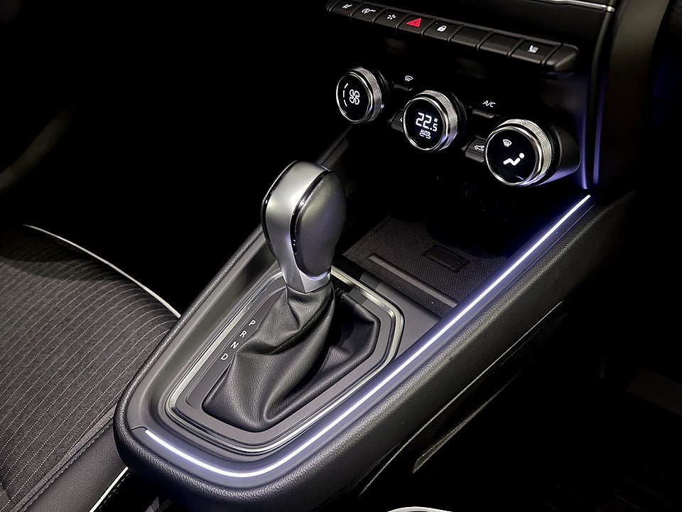 Bild på Renault Clio Intense 1.3 TCe 130hk Aut B-KAMERA CARPLAY