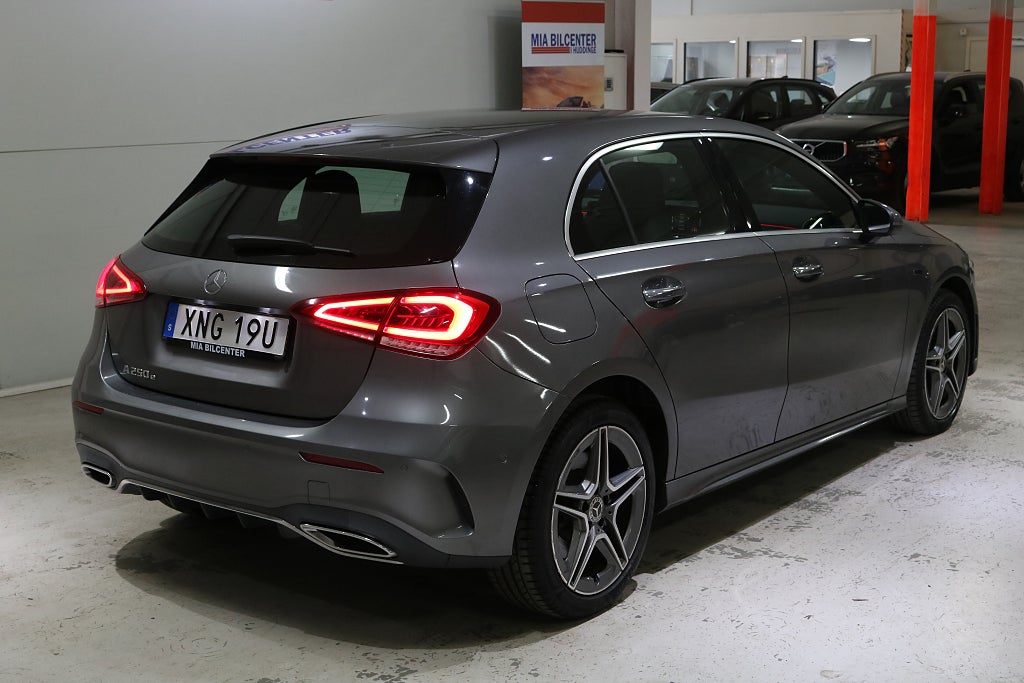 Mercedes-Benz A 2021 - miniatyr 7