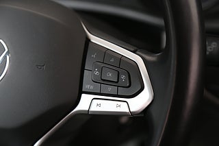 Minibuss Volkswagen Caravelle 17 av 25