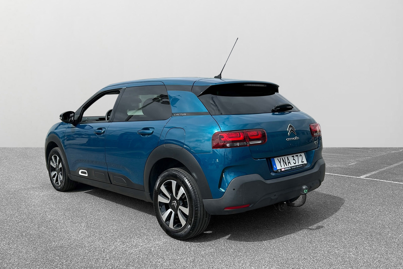 Citroen C4 Cactus 1.2 PureTech 2018, bild 3/45