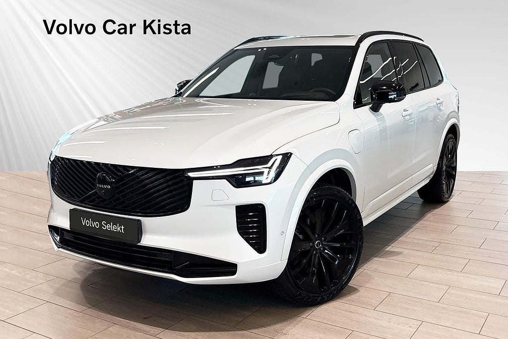 Volvo XC90 T8 Ultra Black Edition Luftfj B/W Pano Drag