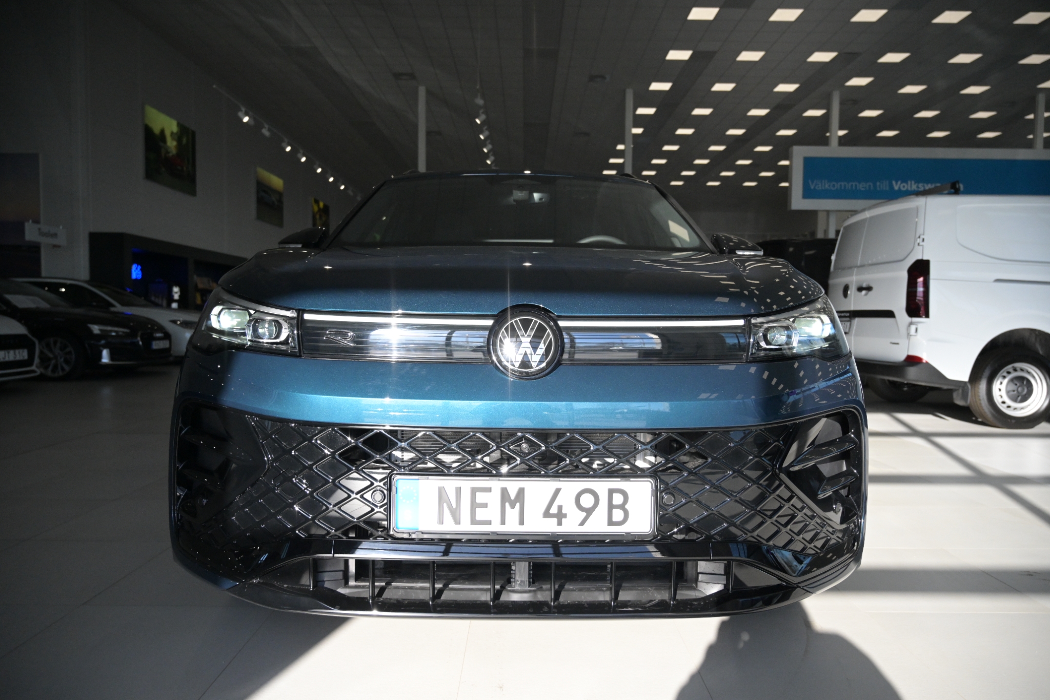Volkswagen Tiguan eHybrid R-Line SWE 2026, bild 3/61
