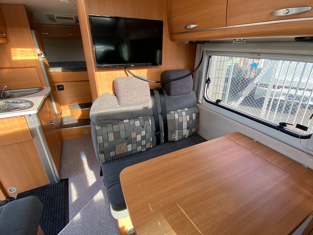 Knaus Sport TI 650 MG / AC bodel / Solcell / B-körkort - Knaus