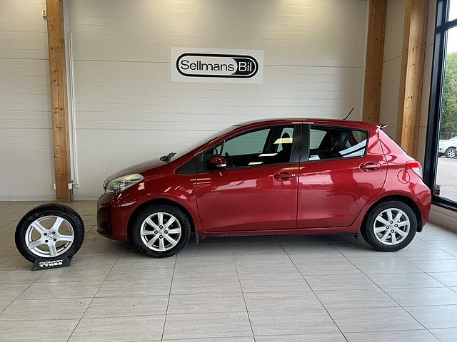 Toyota Yaris 1.33 Dual VVT-i Active V-hjul/Drag/MoK 