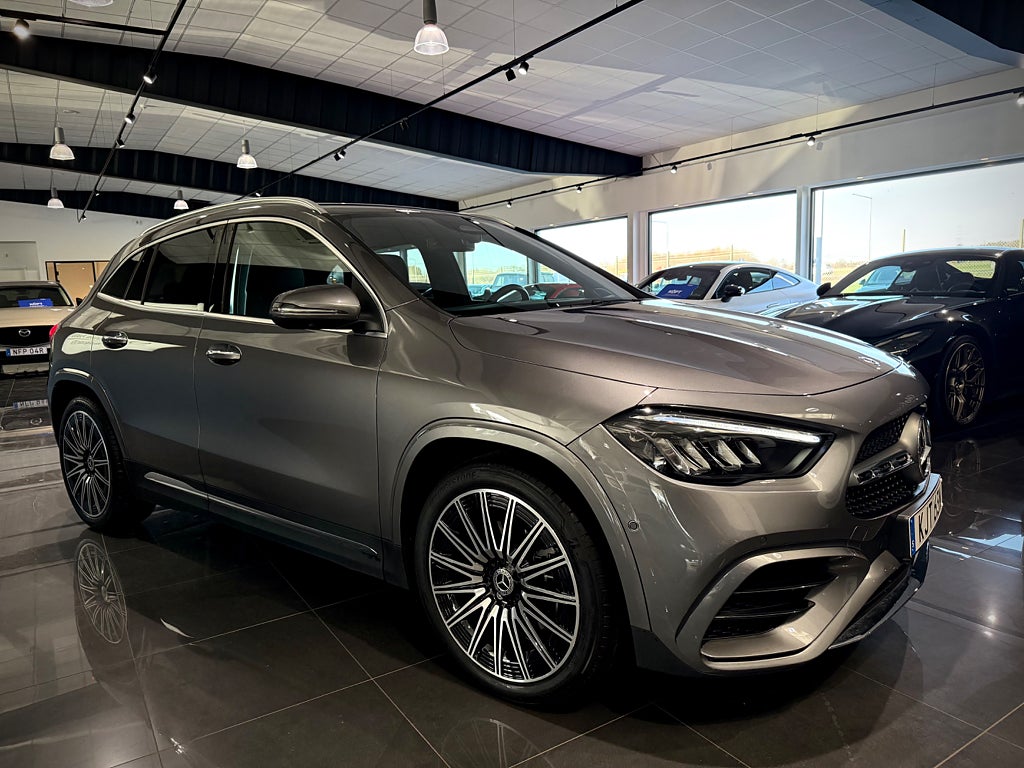 Mercedes-Benz GLA 200 AMG Drag Premium Burmester - bild 7
