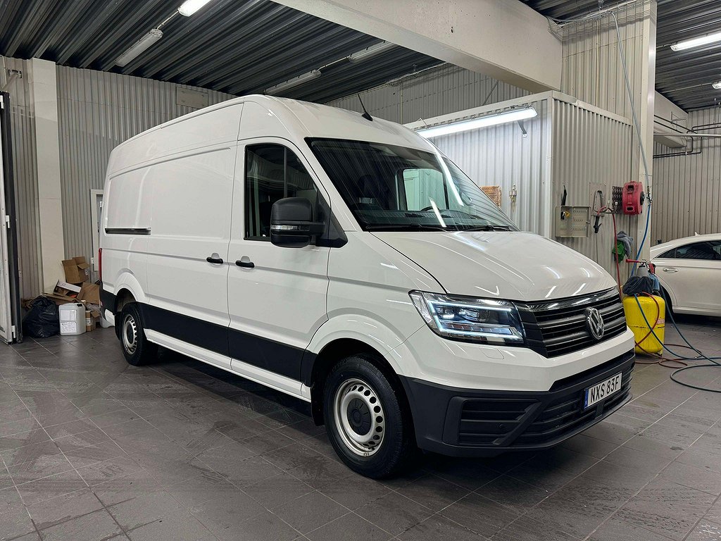 Volkswagen Crafter 35 2.0 TDI Euro 6 L2H2 Moms Värmare Drag