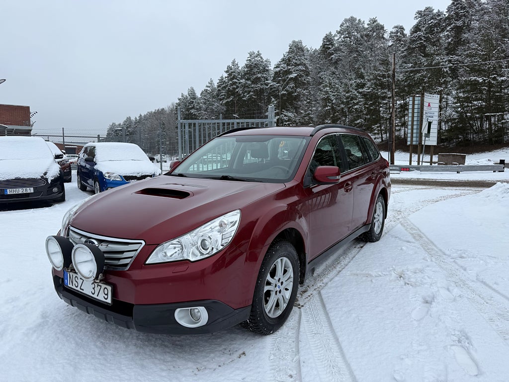 Subaru Outback 2.0 4WD 150hk Business Dragkrok M-Värmare Välvårdad