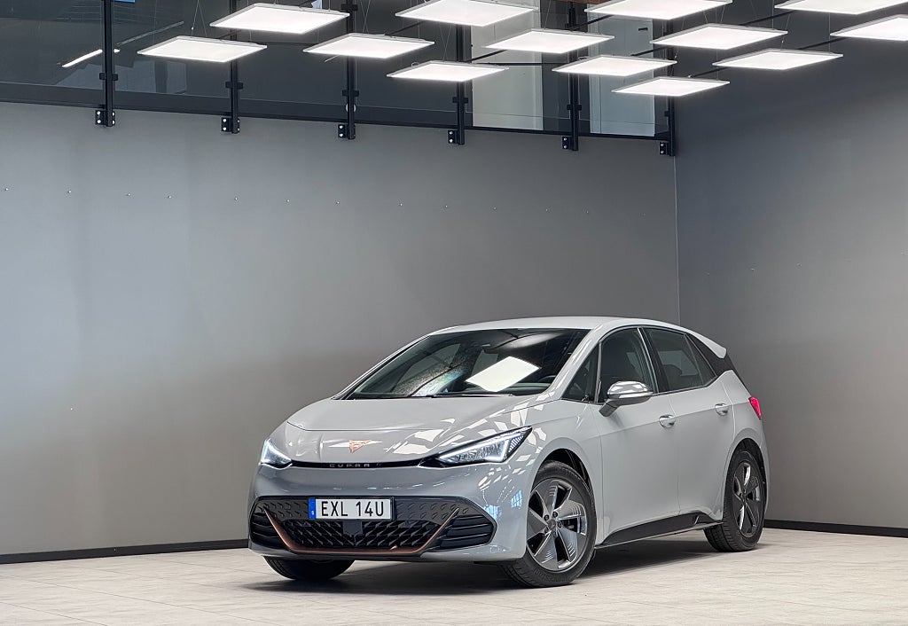 Cupra Born 58 / Backkamera / Värmare