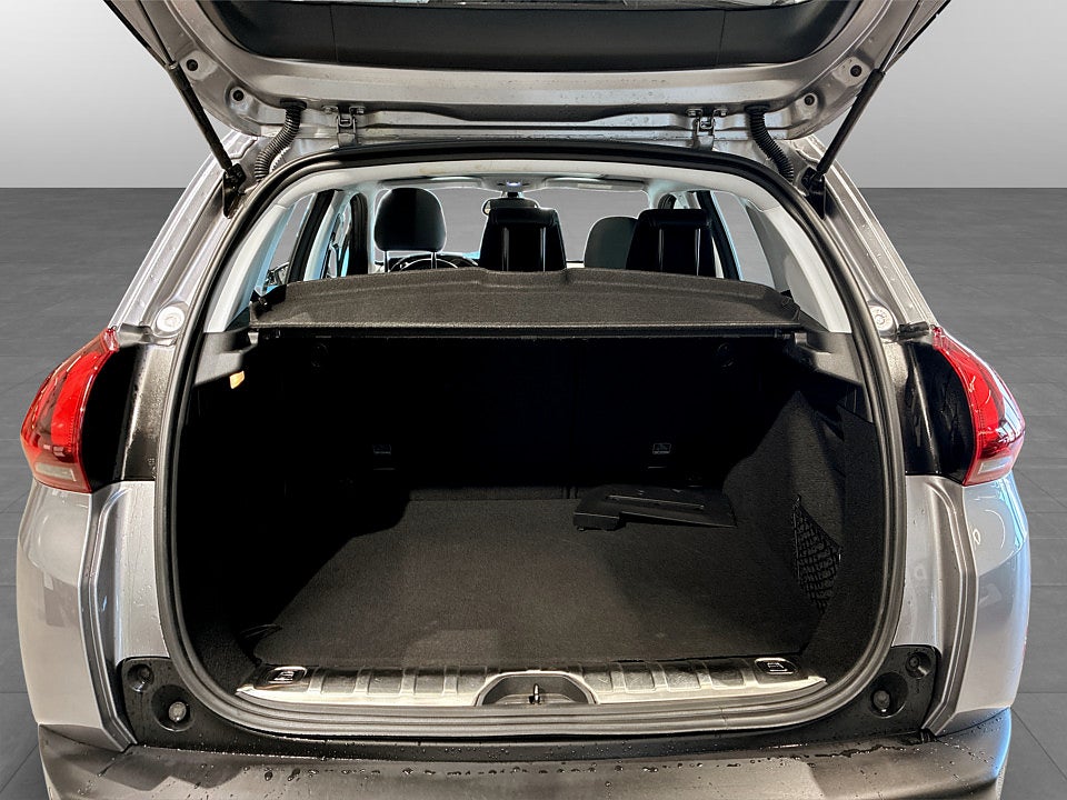 Bild på Peugeot 2008 Allure 1.2 PT 110hk Aut PANO CARPLAY