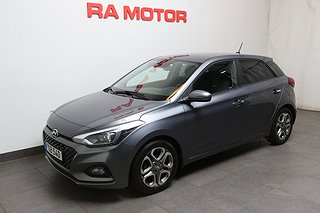 Halvkombi Hyundai i20 1 av 16