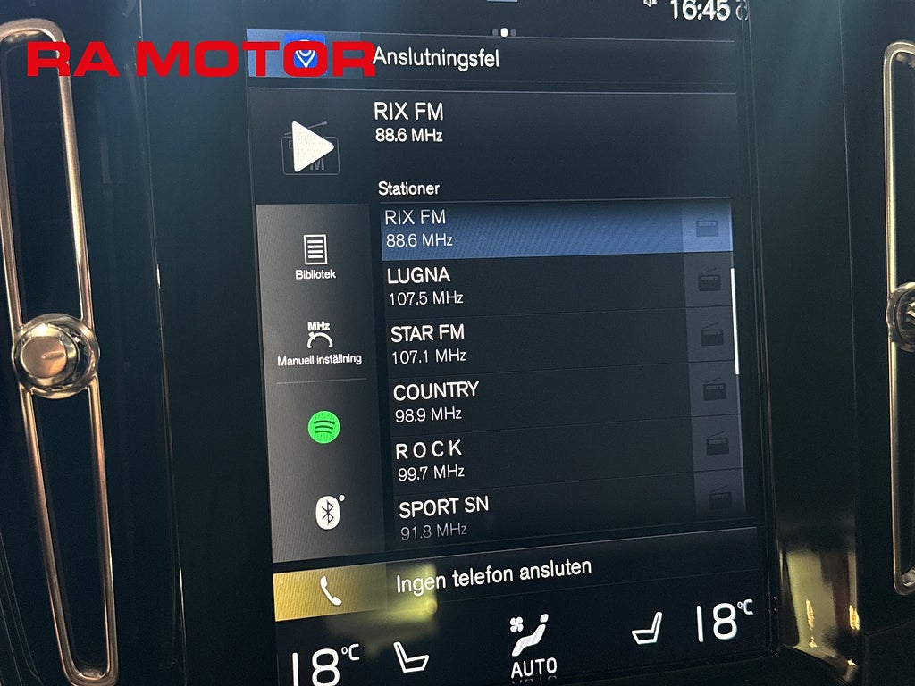 Volvo XC40 T3 Momentum | Värmare | VOC | PDC | Drag | En Ägare 2020