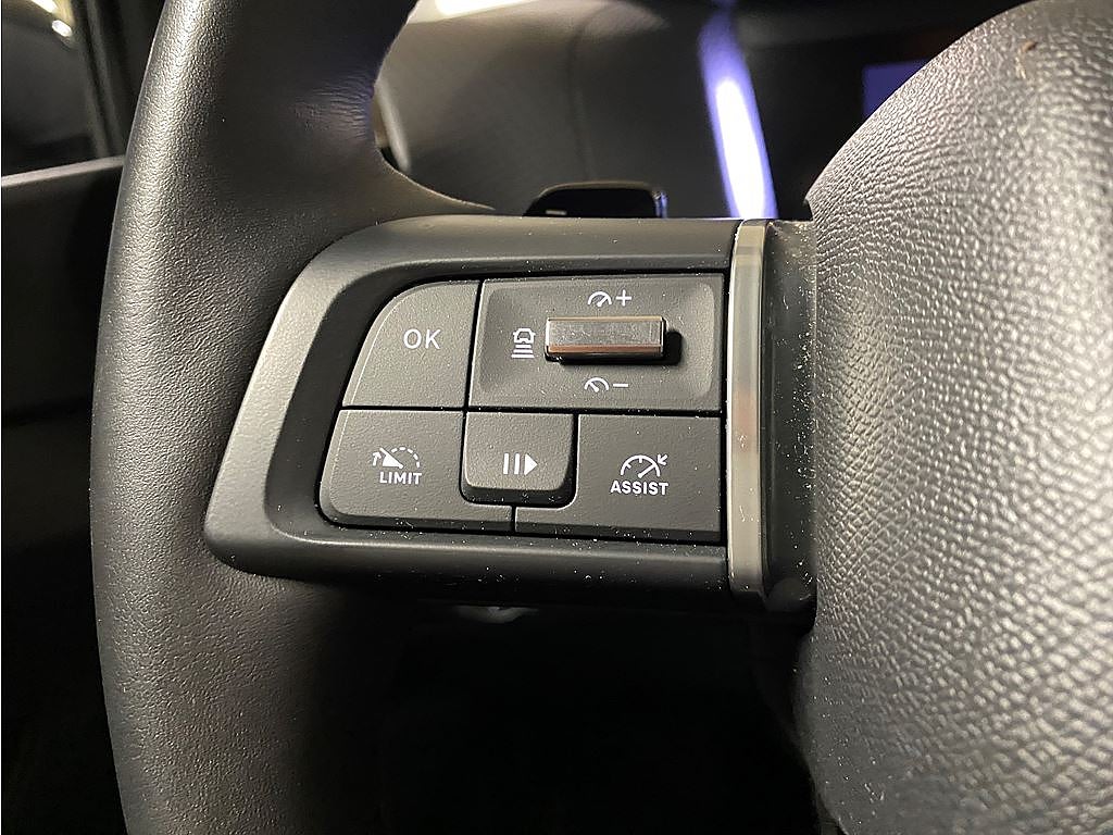 Bild på Citroën C4 Shine 1.2 PT 130hk Aut - 360-KAMERA