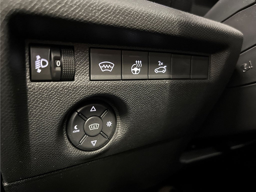 Bild på Citroën C4 X Shine PureTech 130hk Aut - PRIVATLEASING