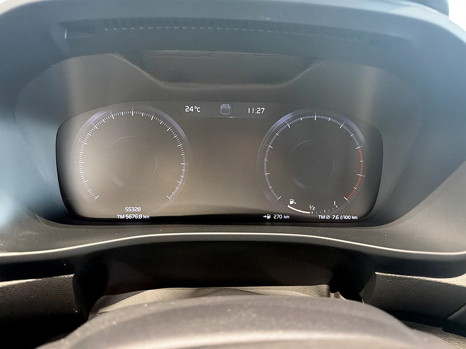 Bild på Volvo XC40 Momentum Pro Edition B4 Geartronic 197hk Aut CARPLAY