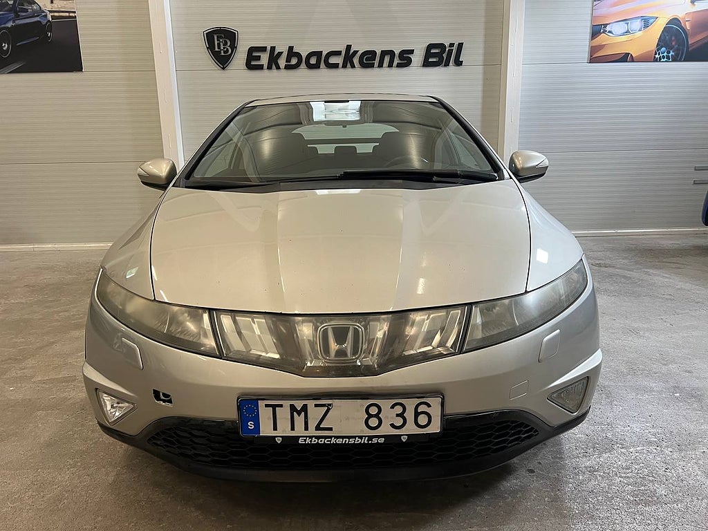 Honda Civic 5-dörrar 1.8 i-VTEC Sport Euro 4