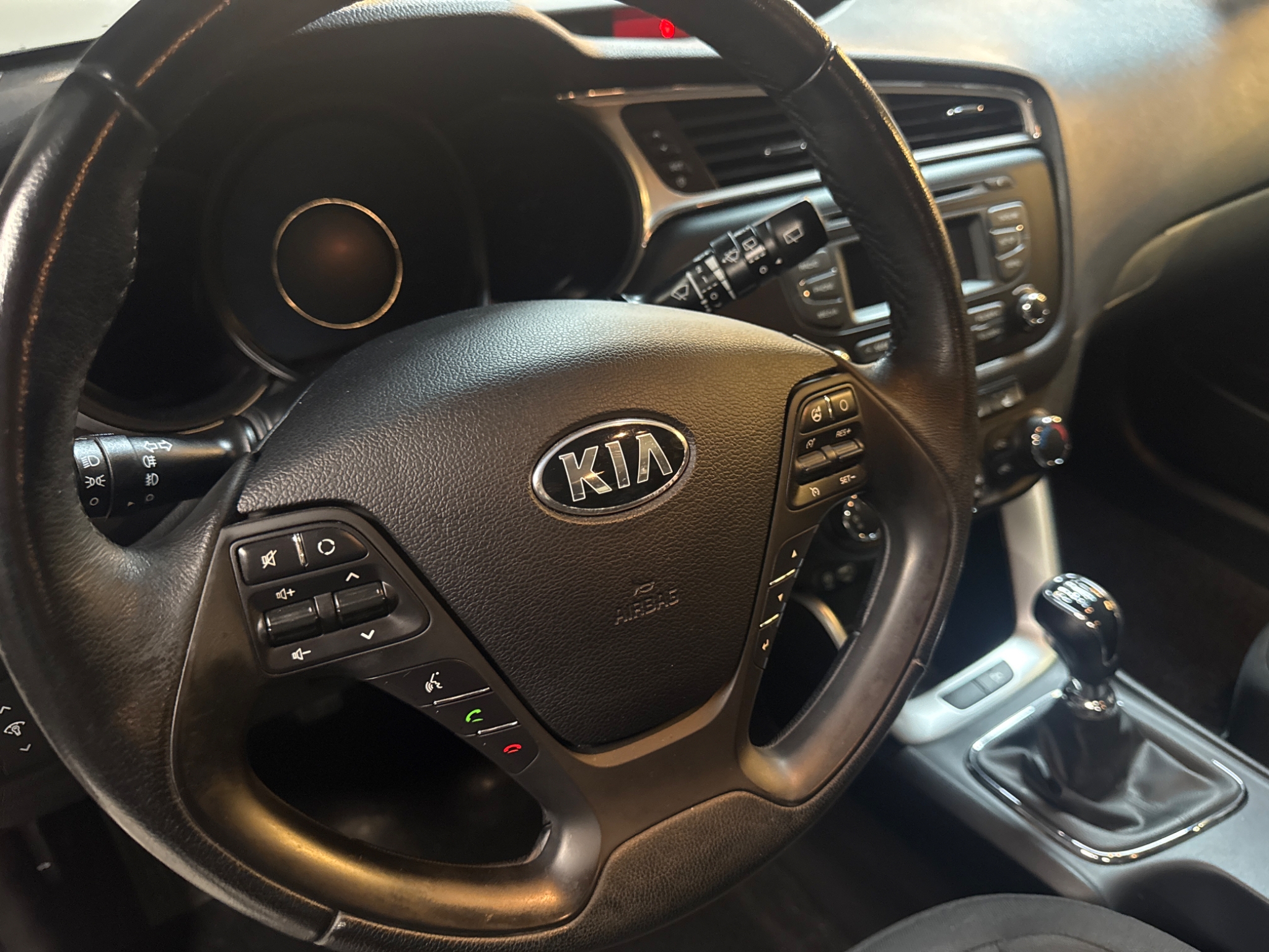 Kia Ceed 2017, bild 6/10