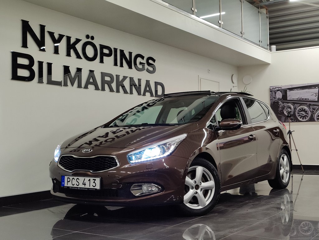 Kia CEED 1.6 CRDi Panorama GPS Kamera Skinn Dragkrok