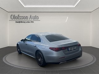 Sedan Mercedes-Benz E 3 av 11