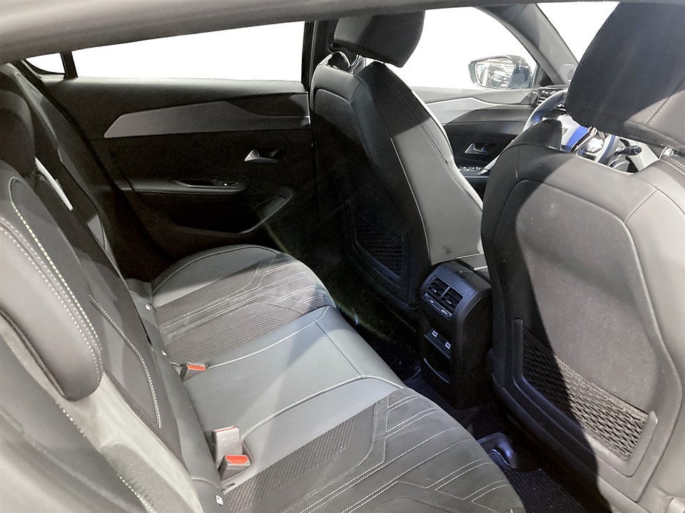 Bild på Peugeot 308 5D GT 1.2 PT 130hk Aut - B-KAMERA, CARPLAY