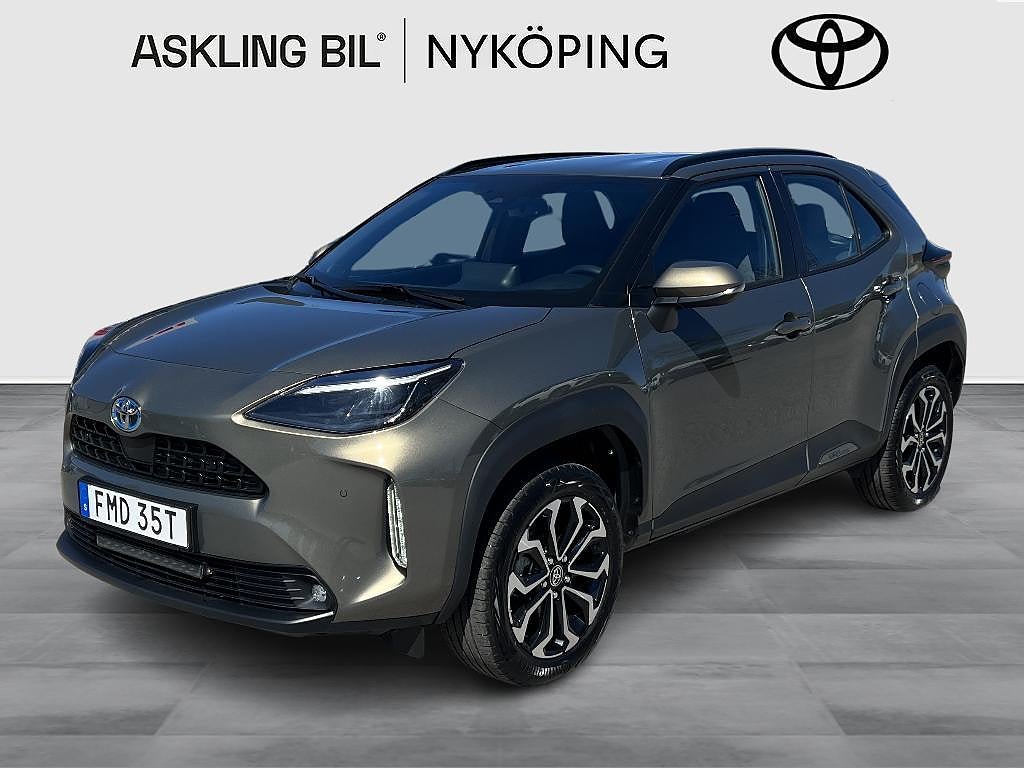 Toyota Yaris Cross Hybrid AWD-i  Active Plus (Dragkrok+LED-ramp)